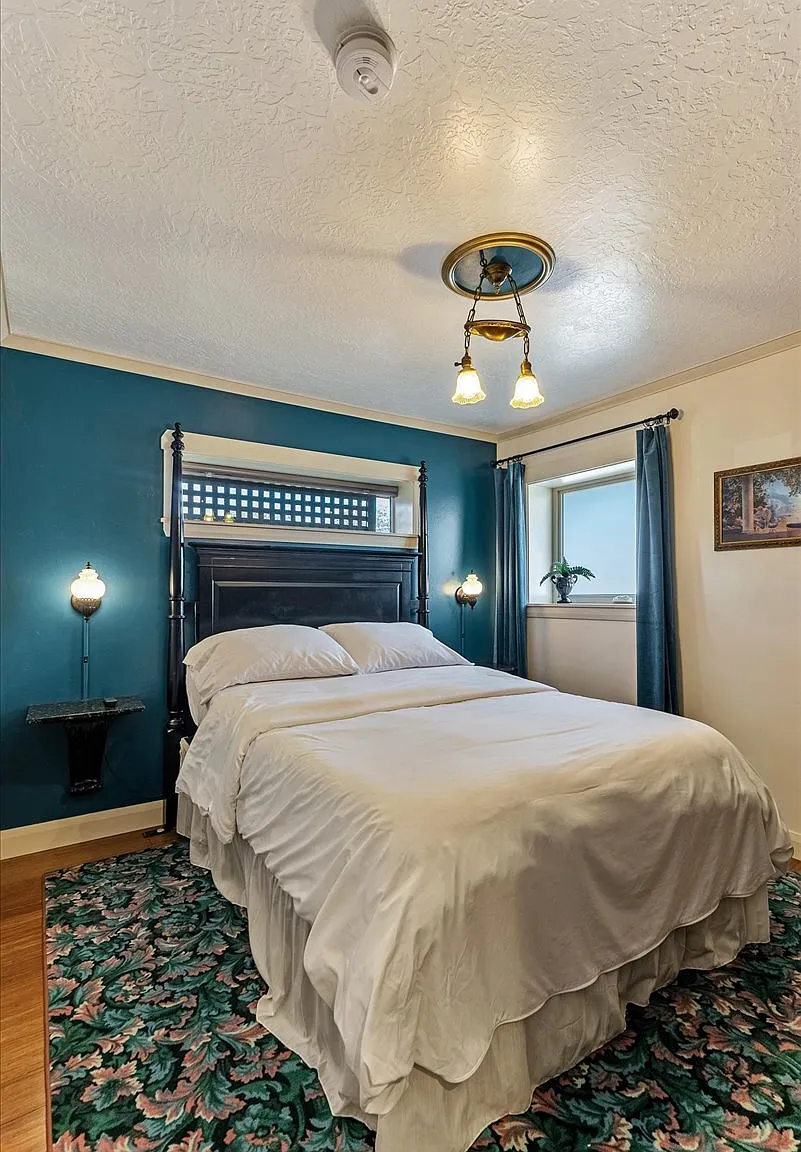 1538 S 700 E — Photo 3