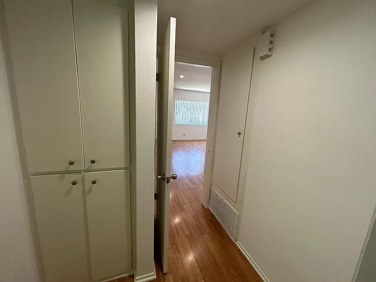10722 Missouri Ave #6 — Photo 9