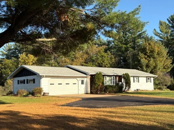 4870 N State Highway 54 Highway, Black River Falls, WI 54615