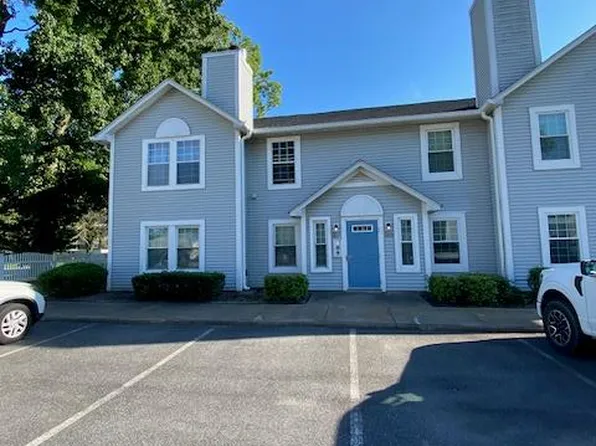 4805 Station House Ln, Virginia Beach, VA 23455