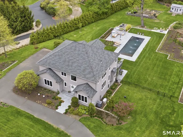504 Deercliff Road, Avon, CT 06001