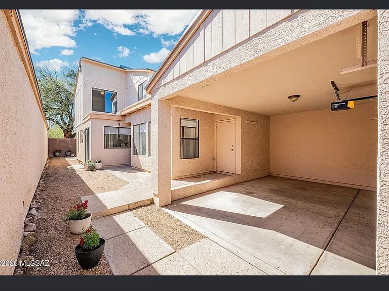 2417 N Palo Hacha Dr — Photo 11