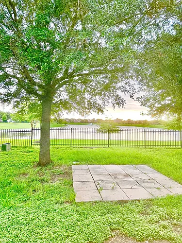 714 Honeysuckle Vine Dr Photo 1