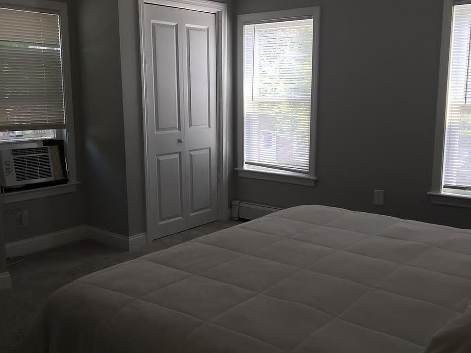 1st image of 79 Lincoln St Floor 2