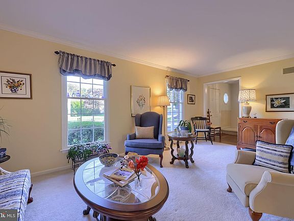 5th image of 4160 Abbey Ln