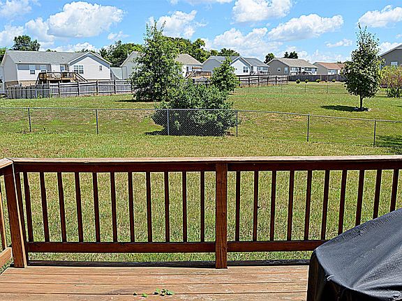 5th image of 1247 Archwood Dr