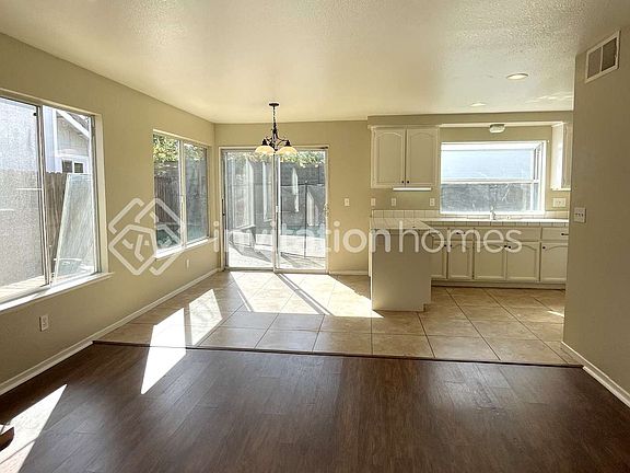 5th image of 8299 Gwinhurst Cir