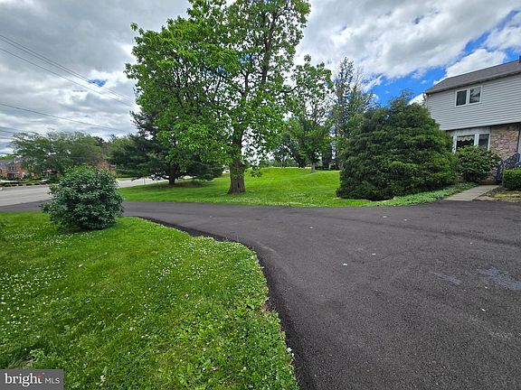 5th image of 2276 S Valley Forge Rd