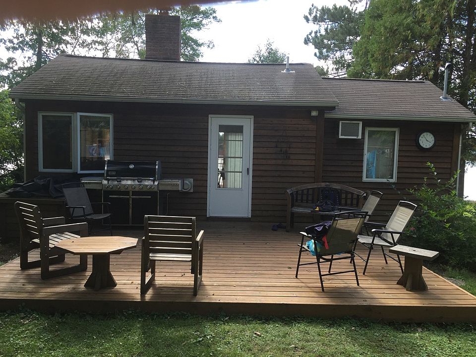 2nd image of 32580 N Center Ct