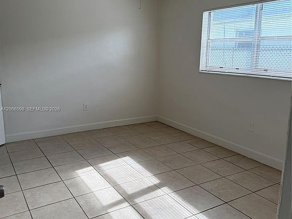 5th image of 7241 Venetian St APT 11
