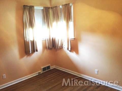 3rd image of 48410 Forbes Dr
