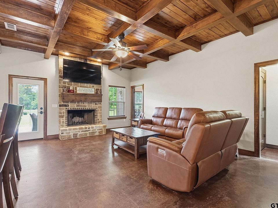 20846 County Road 26, Tyler, TX 75705 | MLS #26006912 | Zillow