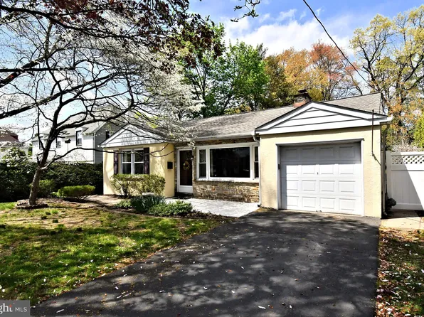 111 Apel Ave, Oreland, PA 19075