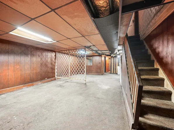 167 32nd Street image 8 of 17