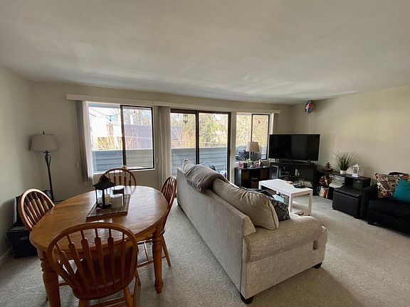 5th image of 8827 23rd Ave NE APT 1