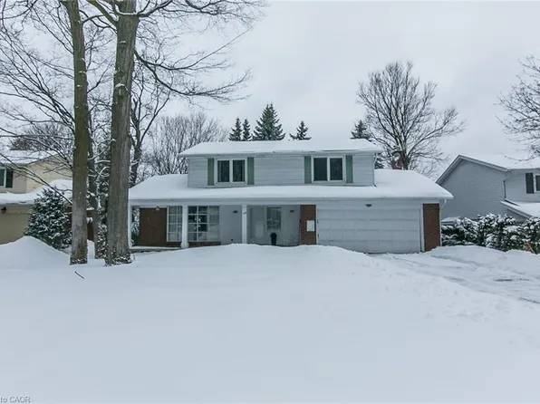 198 Ashcroft Pl, Waterloo, ON N2J 3M6