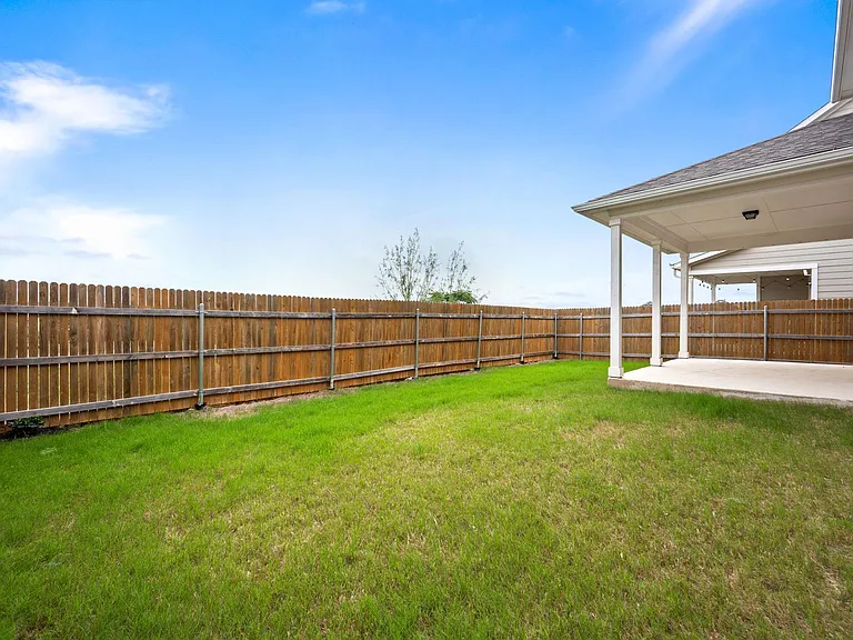 2902 Tavern Dr — Photo 34