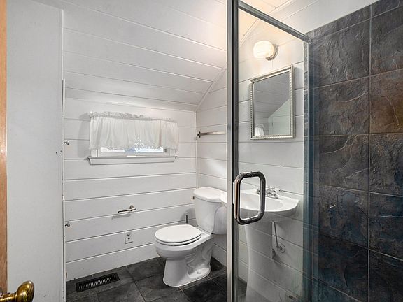 3rd image of 108 S 2nd St #1