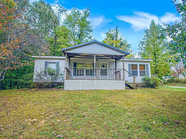 145 Carver St, Sacramento, KY 42372