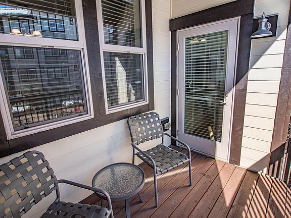 3rd image of 580 Winter Park Dr #4447
