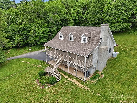 4th image of 245 Papa Cook Road