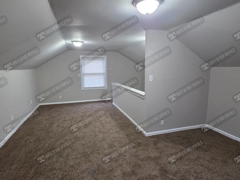15039 Eastburn St — Photo 15