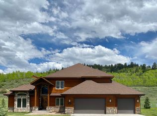 212 Buffalo Dr, Alpine, WY 83128