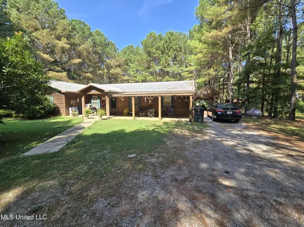 111 County Road 488, Iuka, MS 38852