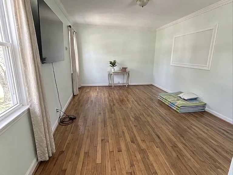1823 Tomlinson Ave #1 — Photo 1