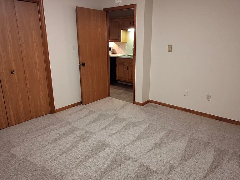 110 E Hummelstown Street — Photo 11