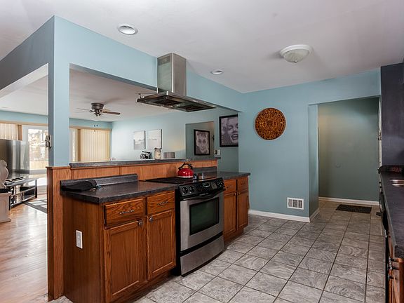 2nd image of 3507 Seward Ave
