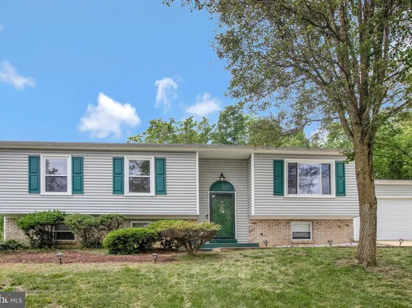 9201 Branchview Dr, Fort Washington, MD 20744