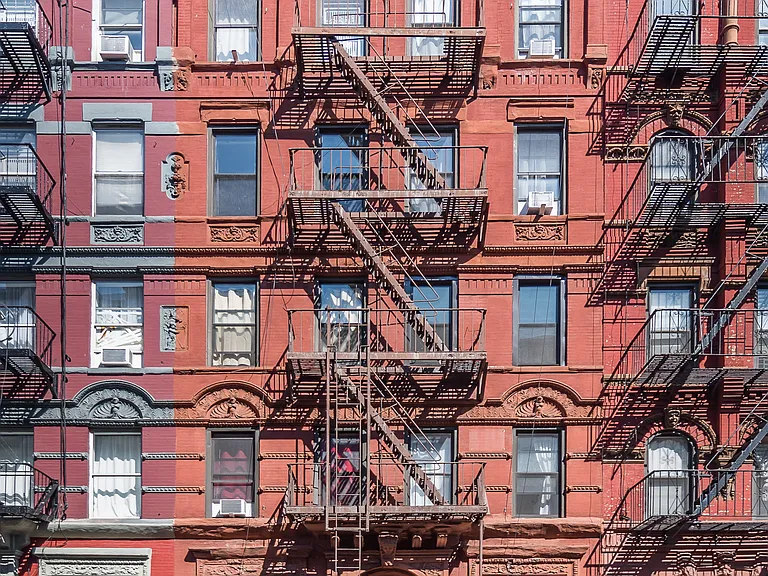 97 E 7th St #10 — Photo 10