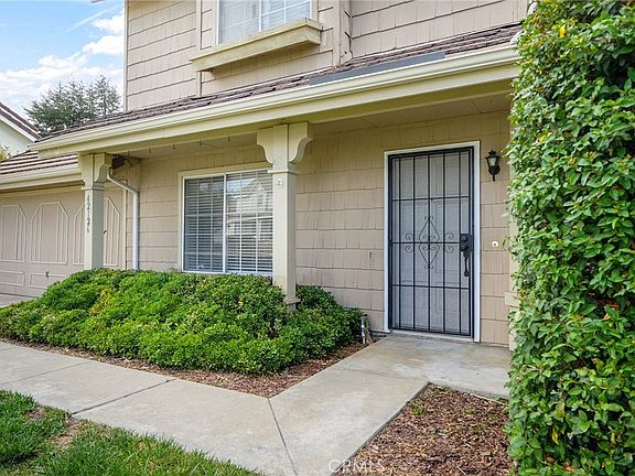 3rd image of 42126 Roanoake St