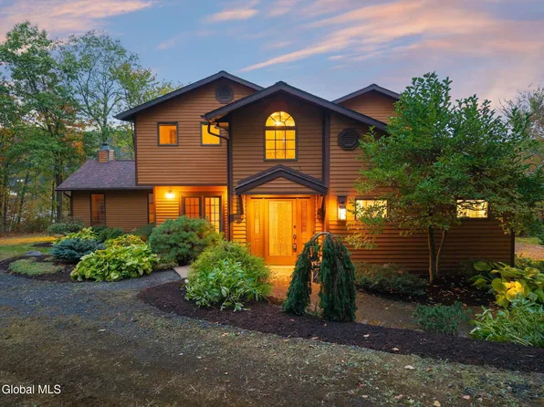 957 W Duane Lake Road, Duanesburg, NY 12056