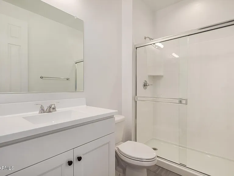 2503 S 180th Dr — Photo 22