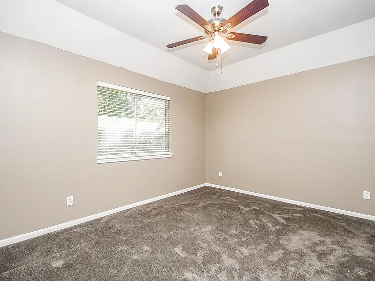 3107 Pennywell Ln — Photo 34