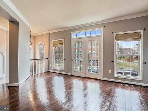 2nd image of 16458 Steerage Cir