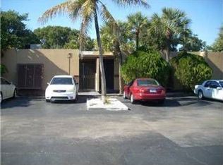 6741 Kingsmoor Way, Miami Lakes, FL 33014