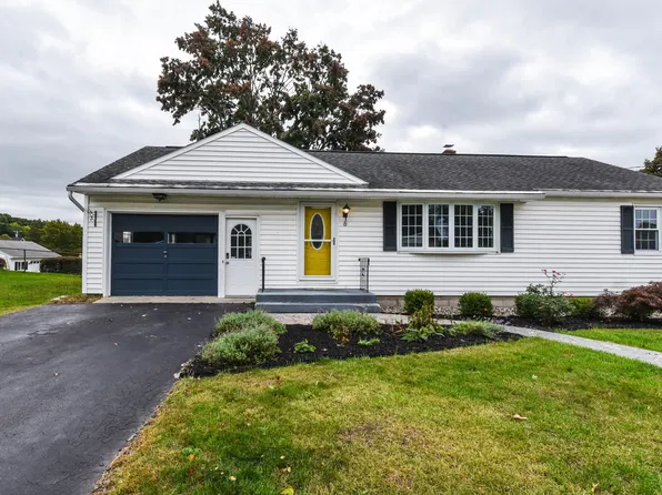 6 Marriner Avenue, Colonie, NY 12205