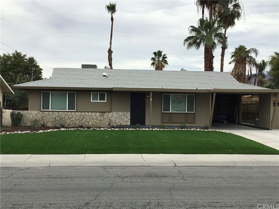 1st image of 77585 California Dr