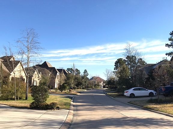 5th image of 155 Madeline Ln