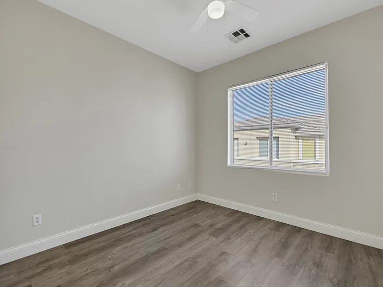 721 Peachy Canyon Cir #203 — Photo 10