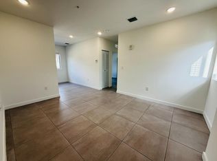 1295 W 69th St #206, Hialeah, FL 33014