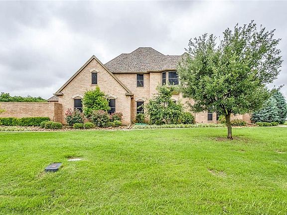 2nd image of 4300 Hennessy Ct