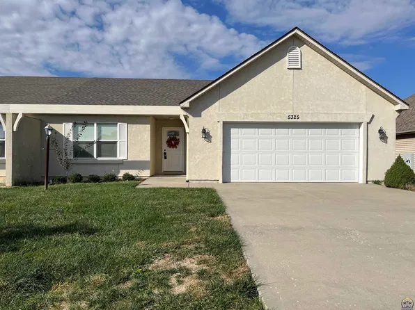 5325 NW Lana Ct, Topeka, KS 66618