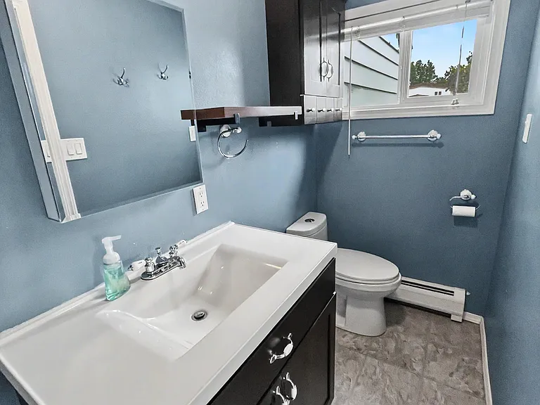 3330 E 41st Ave — Photo 5