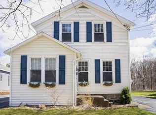 58 North St, Pulaski, NY 13142