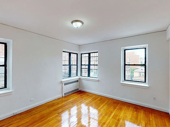 4th image of 511 W 235th St #3B