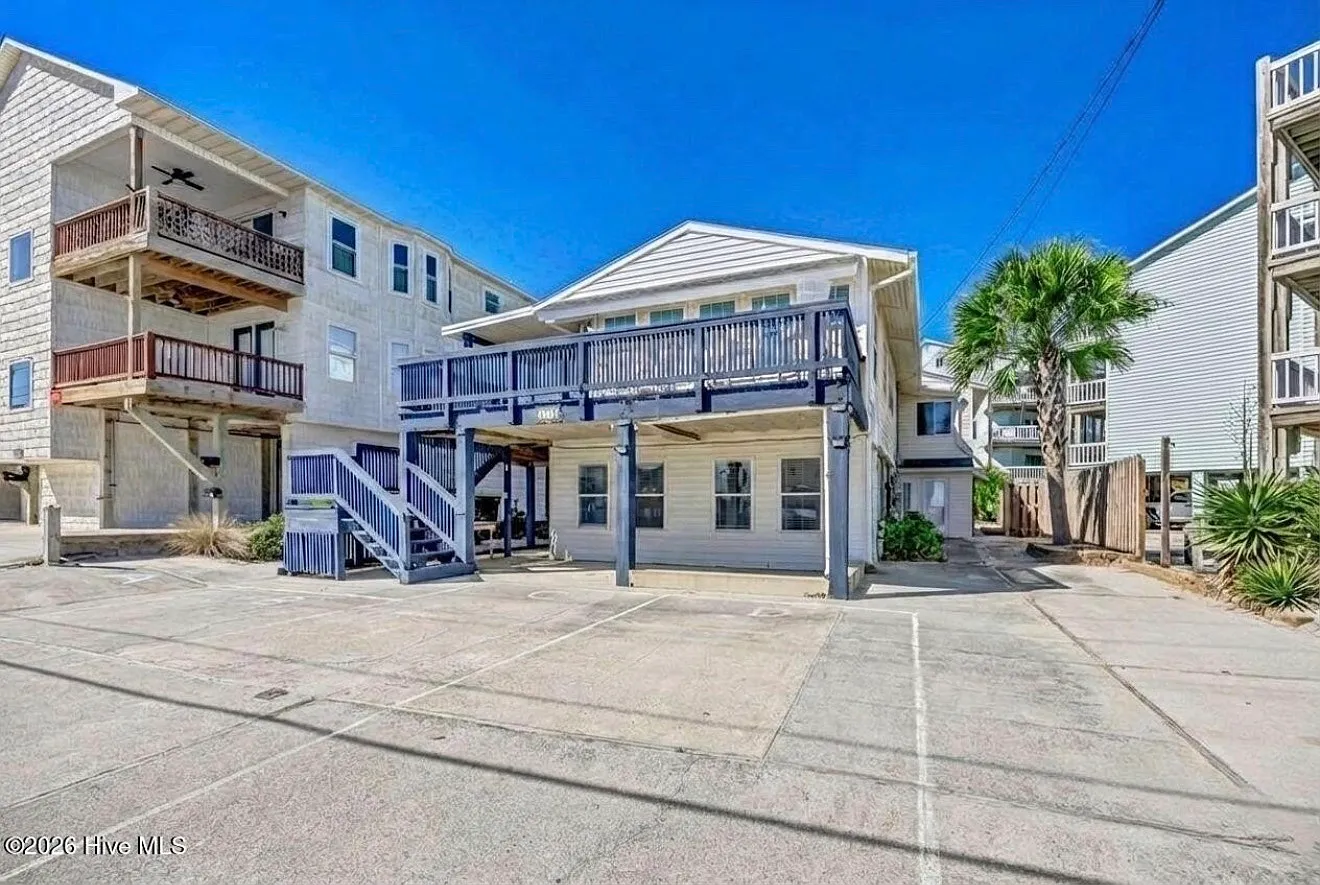 1 bed, 800 sqft, $2,000 — Photo 2